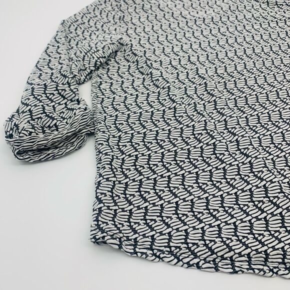 Habitat | Women's Black and White Patterned geometric Top | 1x - Picture 7 of 7